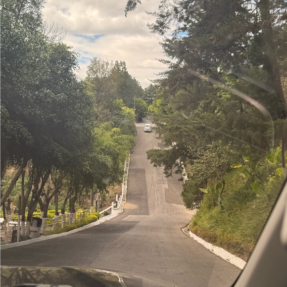 Meet your Posher, Karla - Picture 1 of 1